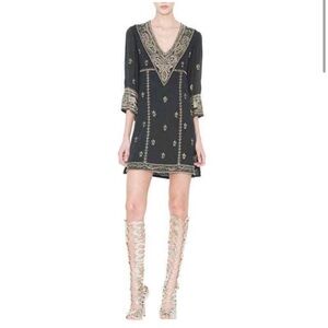 Alice + Olivia Black Kimono & Sequin
Tunic Sleeve Metallic Gold Dress XS